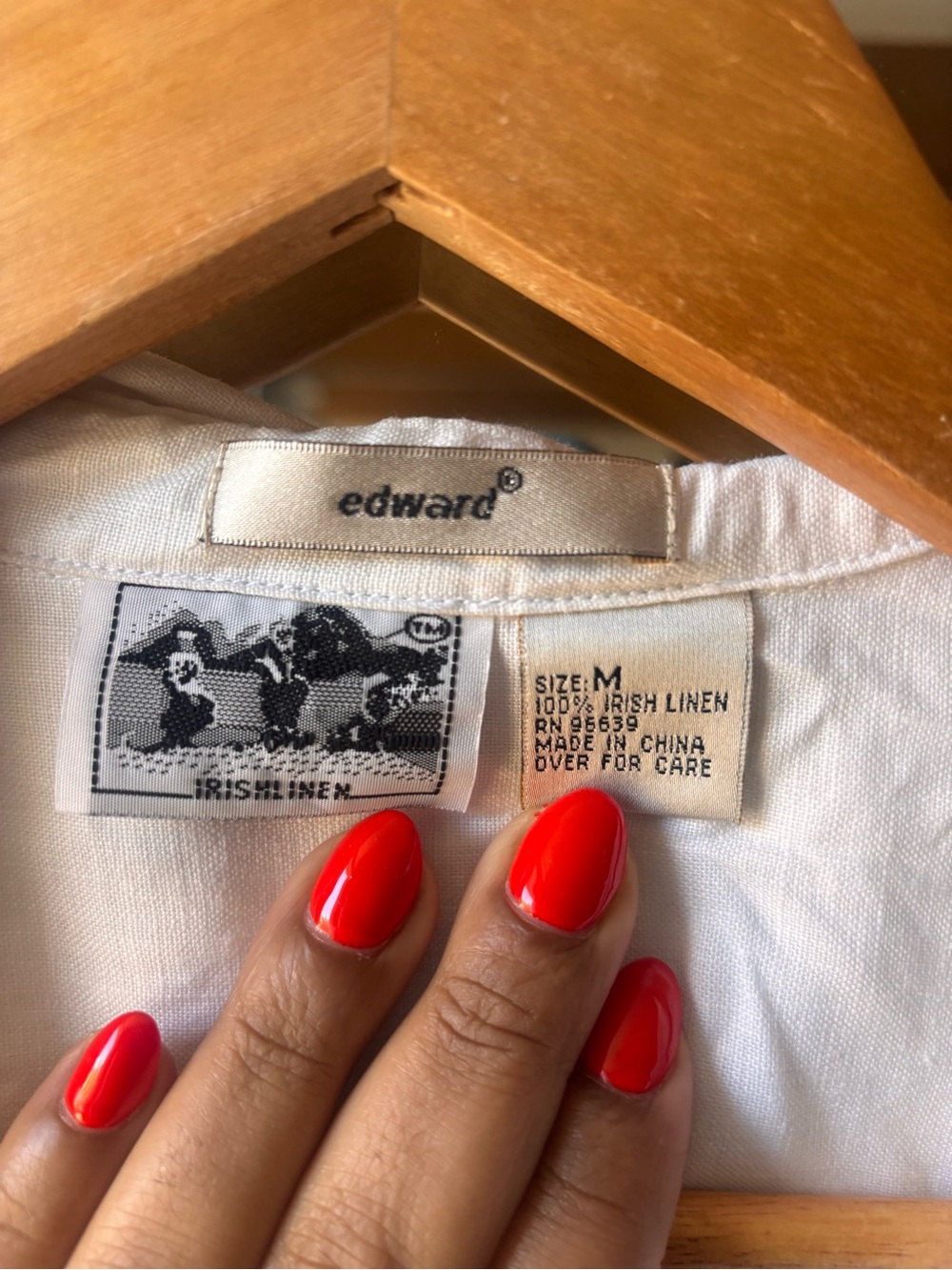 EDWARD | vintage Irish linen  shortsleeve blouse | size medium - Picture 5 of 5